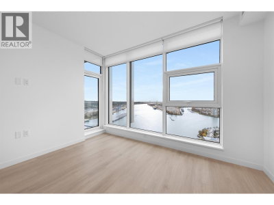 680 QUAYSIDE Drive | New Westminster British Columbia | Slide Image Nine