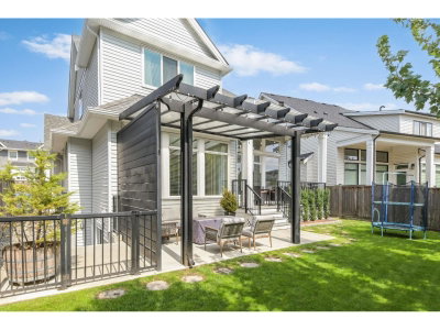 27726 ROUNDHOUSE Drive | Abbotsford British Columbia | Slide Image Thirty-five