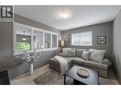 3277 CHARTWELL GRN | Coquitlam British Columbia | Slide Image Twenty-seven