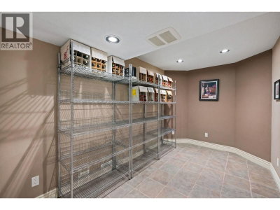 3277 CHARTWELL GRN | Coquitlam British Columbia | Slide Image Thirty-six