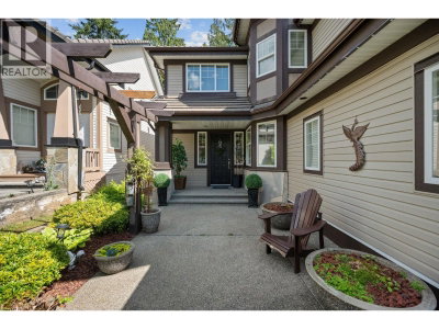 3277 CHARTWELL GRN | Coquitlam British Columbia | Slide Image Four