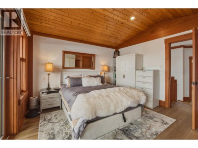 2324 TALUSWOOD Place | Whistler British Columbia | Slide Image Nineteen