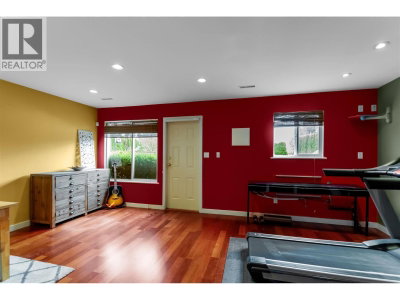 11469 207 Street | Maple Ridge British Columbia | Slide Image Sixteen