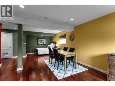 11469 207 Street | Maple Ridge British Columbia | Slide Image Nineteen