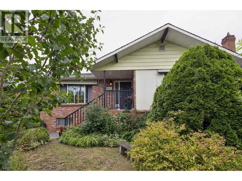 960 CLIFF Avenue Burnaby British Columbia, V5A 2J5 - 3 Bedrooms Home For Sale