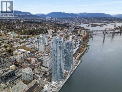 680 QUAYSIDE Drive | New Westminster British Columbia | Slide Image Forty