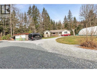 12954 MILL Street | Maple Ridge British Columbia | Slide Image Ten