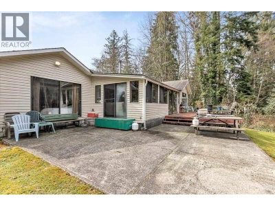 12954 MILL Street | Maple Ridge British Columbia | Slide Image Five