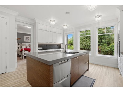 3122 160TH Street | Surrey British Columbia | Slide Image Nine