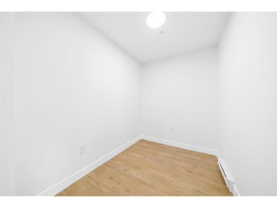 15353 17 Avenue | Surrey British Columbia | Slide Image Fifteen