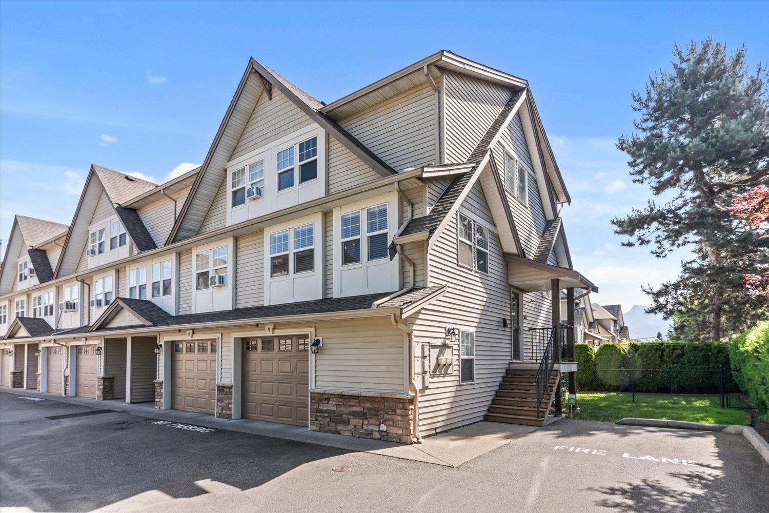 46538 FIRST Avenue, Chilliwack, British Columbia V2P 1W9