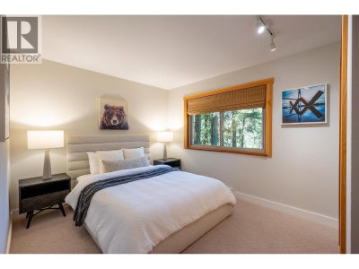 3125 HAWTHORNE Place | Whistler British Columbia | Slide Image Fifteen