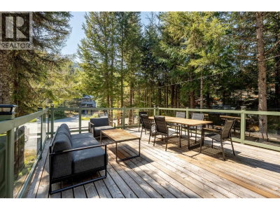 3125 HAWTHORNE Place | Whistler British Columbia | Slide Image Nineteen
