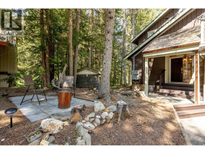 3125 HAWTHORNE Place | Whistler British Columbia | Slide Image Twenty-one