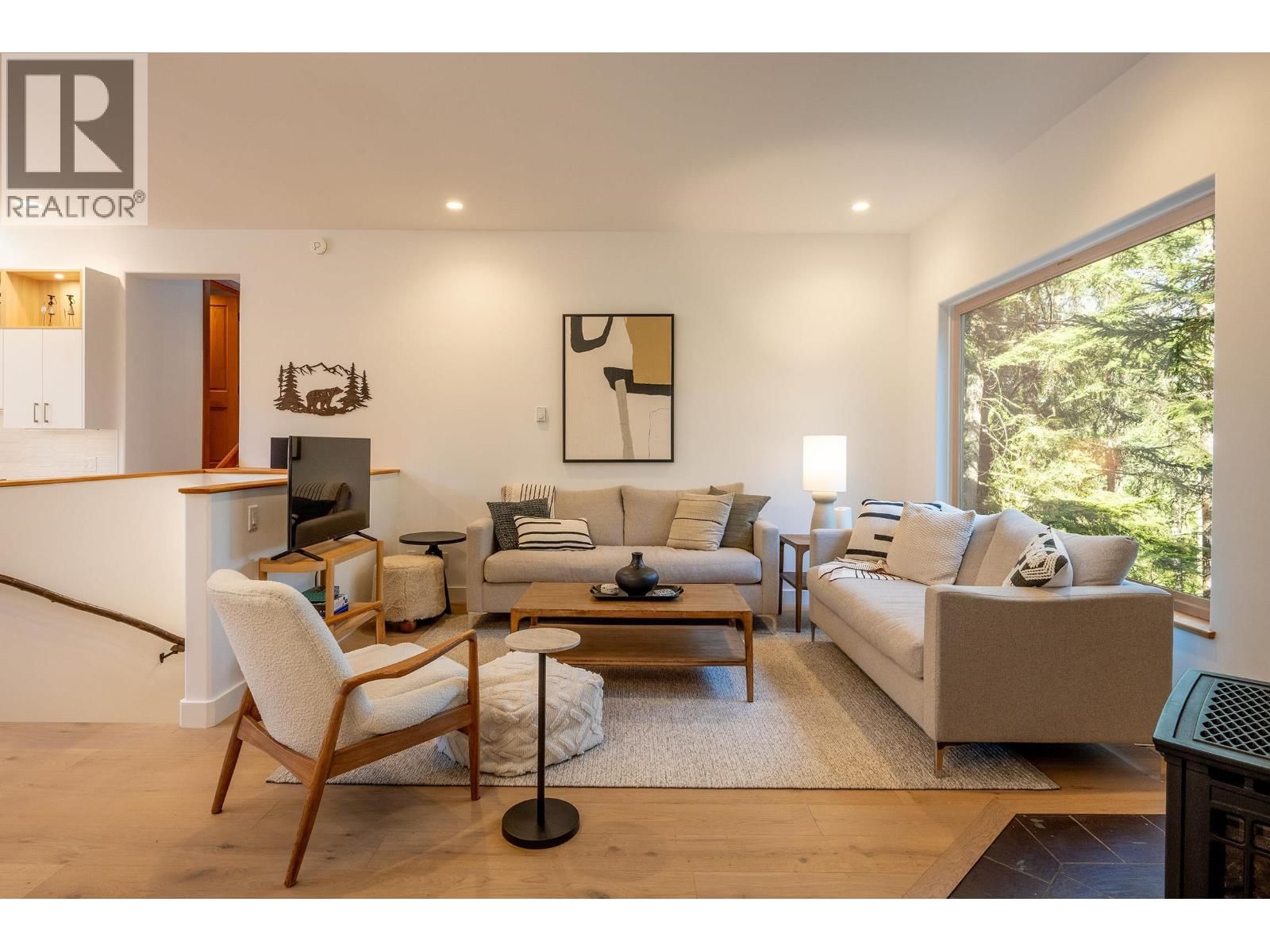 3125 HAWTHORNE Place property photo