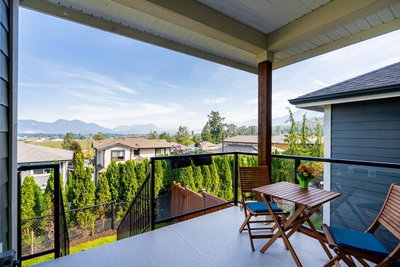 50634 LEDGESTONE Place | Chilliwack British Columbia | Slide Image Thirty-two