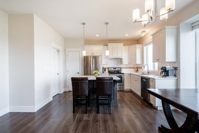 50634 LEDGESTONE Place | Chilliwack British Columbia | Slide Image Nine