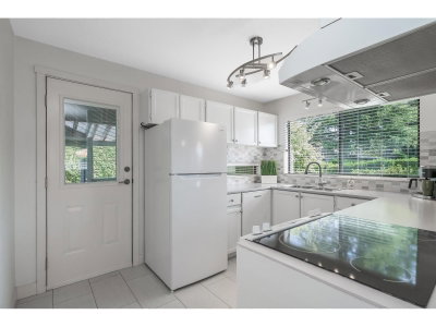14231 18A Avenue | Surrey British Columbia | Slide Image Nineteen