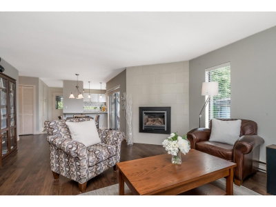 14231 18A Avenue | Surrey British Columbia | Slide Image Eight