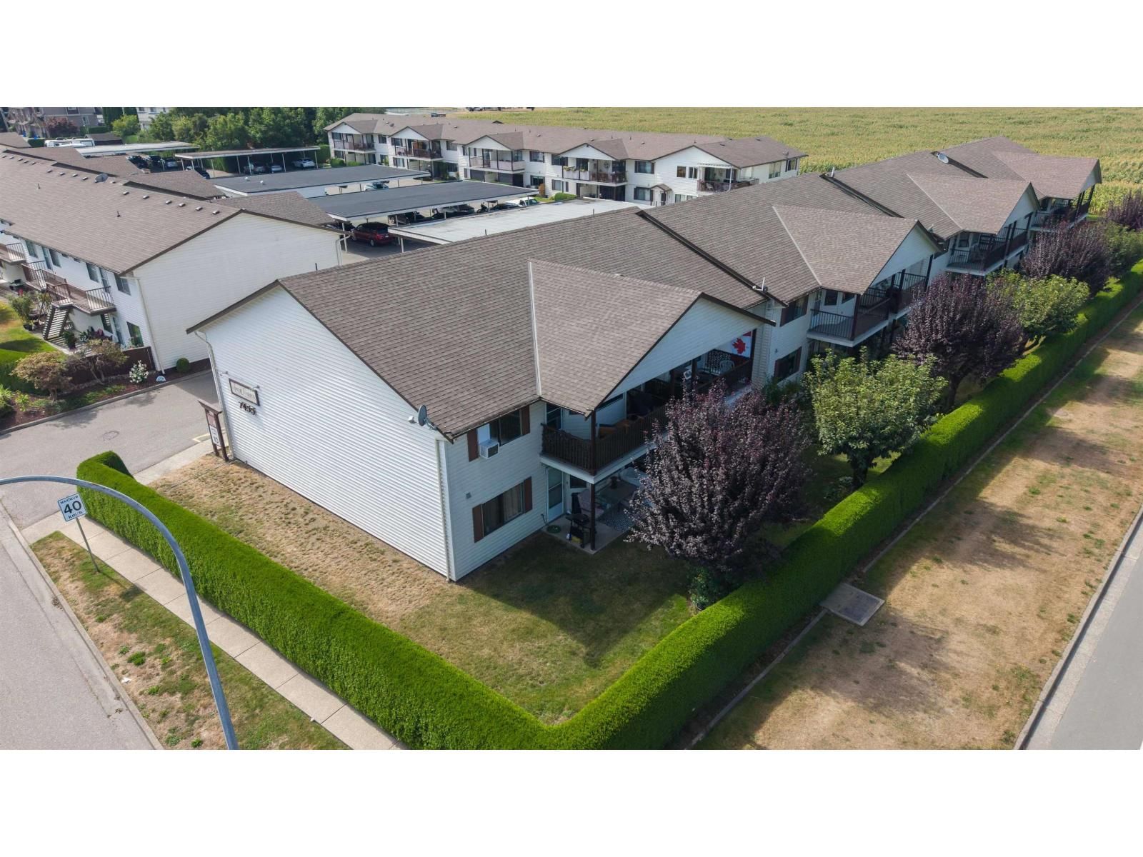 7455 HURON Street, Chilliwack, British Columbia V2R 2R9