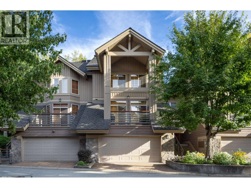 8030 NICKLAUS NORTH Boulevard Whistler British Columbia, V8E 1J7 - 3 Bedrooms Condo For Sale