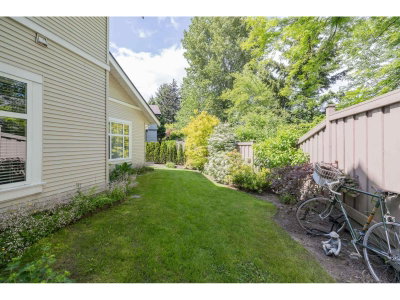 14877 33 Avenue | Surrey British Columbia | Slide Image Twenty-six