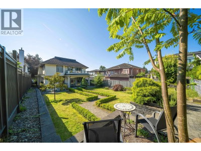 7525 13TH Avenue | Burnaby British Columbia | Slide Image Thirty-six