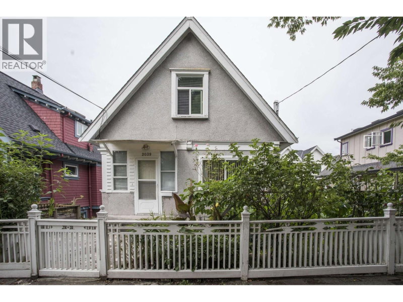 2039 TURNER Street Vancouver British Columbia, V5L 2A2 - 6 Bedrooms Home For Sale
