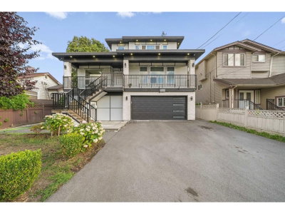 12822 114A Avenue | Surrey British Columbia | Slide Image Two