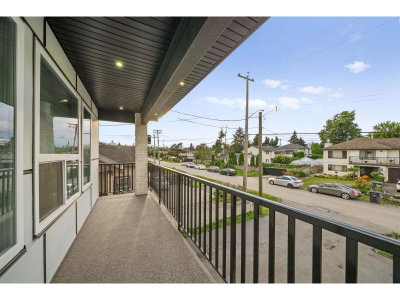 12822 114A Avenue | Surrey British Columbia | Slide Image Five