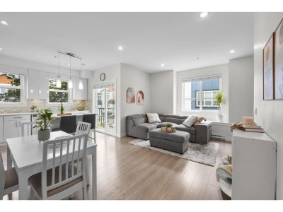 20856 76 Avenue | Langley British Columbia | Slide Image Two