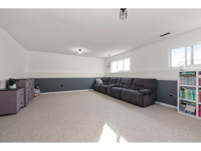 45492 SPARTAN Crescent | Chilliwack British Columbia | Slide Image Nineteen