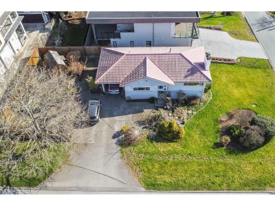 15761 CLIFF Avenue | White Rock British Columbia | Slide Image Twenty-two