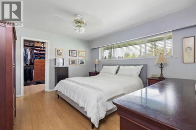 1005 WESTMOUNT Drive | Port Moody British Columbia | Slide Image Eighteen