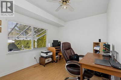 1005 WESTMOUNT Drive | Port Moody British Columbia | Slide Image Twenty-one
