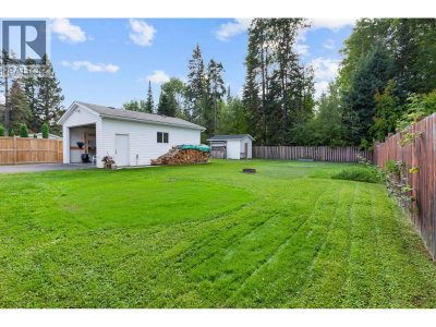 3681 HAZEL Drive | Prince George British Columbia | Slide Image Four