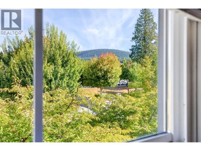 1395 MARGUERITE Street | Coquitlam British Columbia | Slide Image Twenty