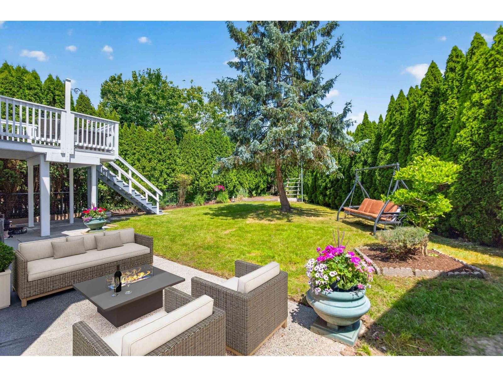 20781 50A Avenue, Langley, British Columbia V3A 7T6