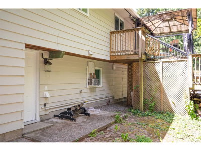 19745 38A Avenue | Langley British Columbia | Slide Image Thirty-three