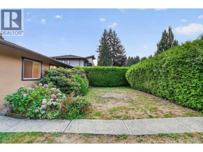 799 DONEGAL Place | North Vancouver British Columbia | Slide Image Twenty