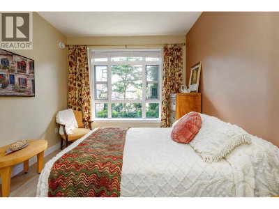 22562 121 Avenue | Maple Ridge British Columbia | Slide Image Twelve