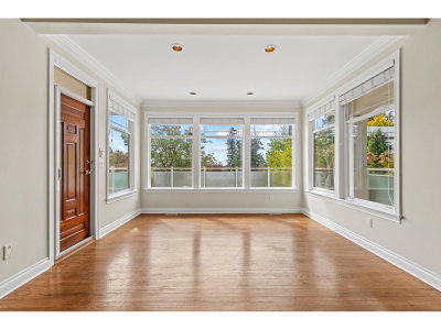 13477 13A Avenue | Surrey British Columbia | Slide Image Twenty-five