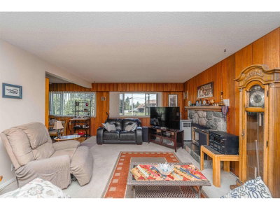 33460 CONWAY Place | Abbotsford British Columbia | Slide Image Three