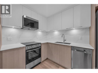 1726 TEMPLETON Drive | Vancouver British Columbia | Slide Image Three