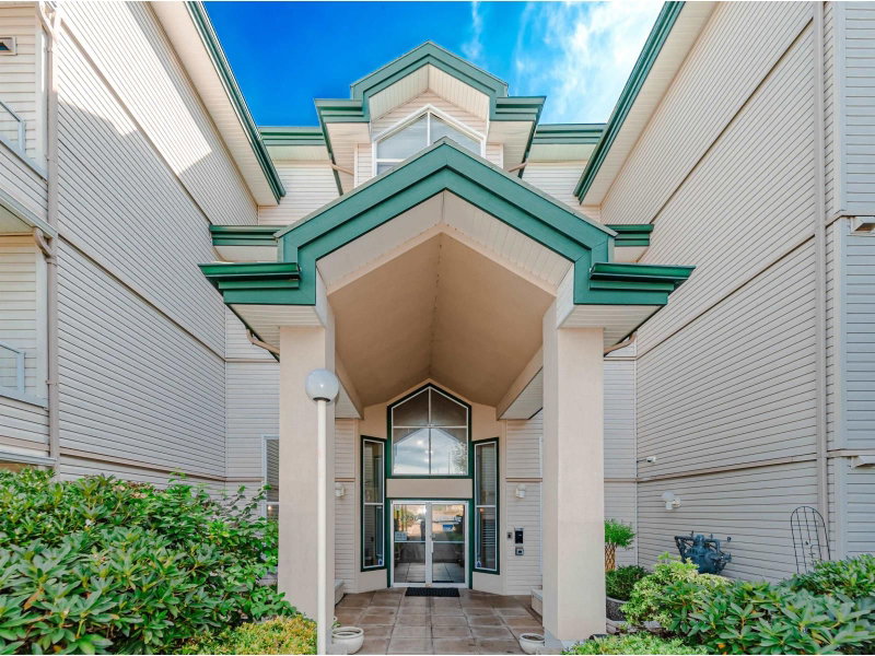 2750 FAIRLANE Street Abbotsford British Columbia, V2S 7K9 - 2 Bedrooms Condo For Sale