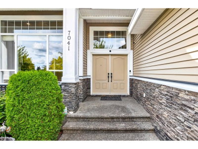7041 198A Street | Langley British Columbia | Slide Image Five