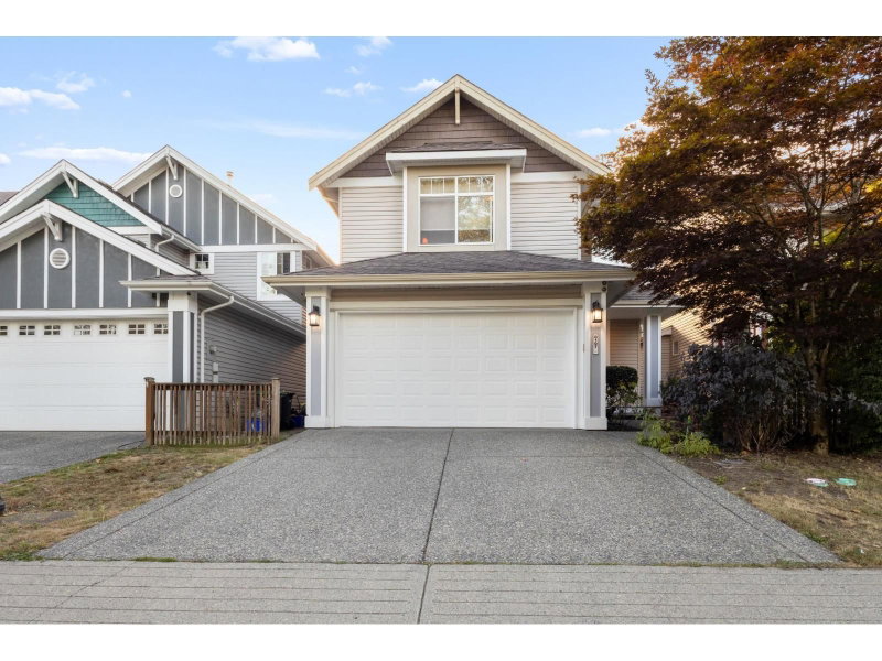 8197 212 Street Langley British Columbia, V2Y 2C9 - 4 Bedrooms Home For Sale