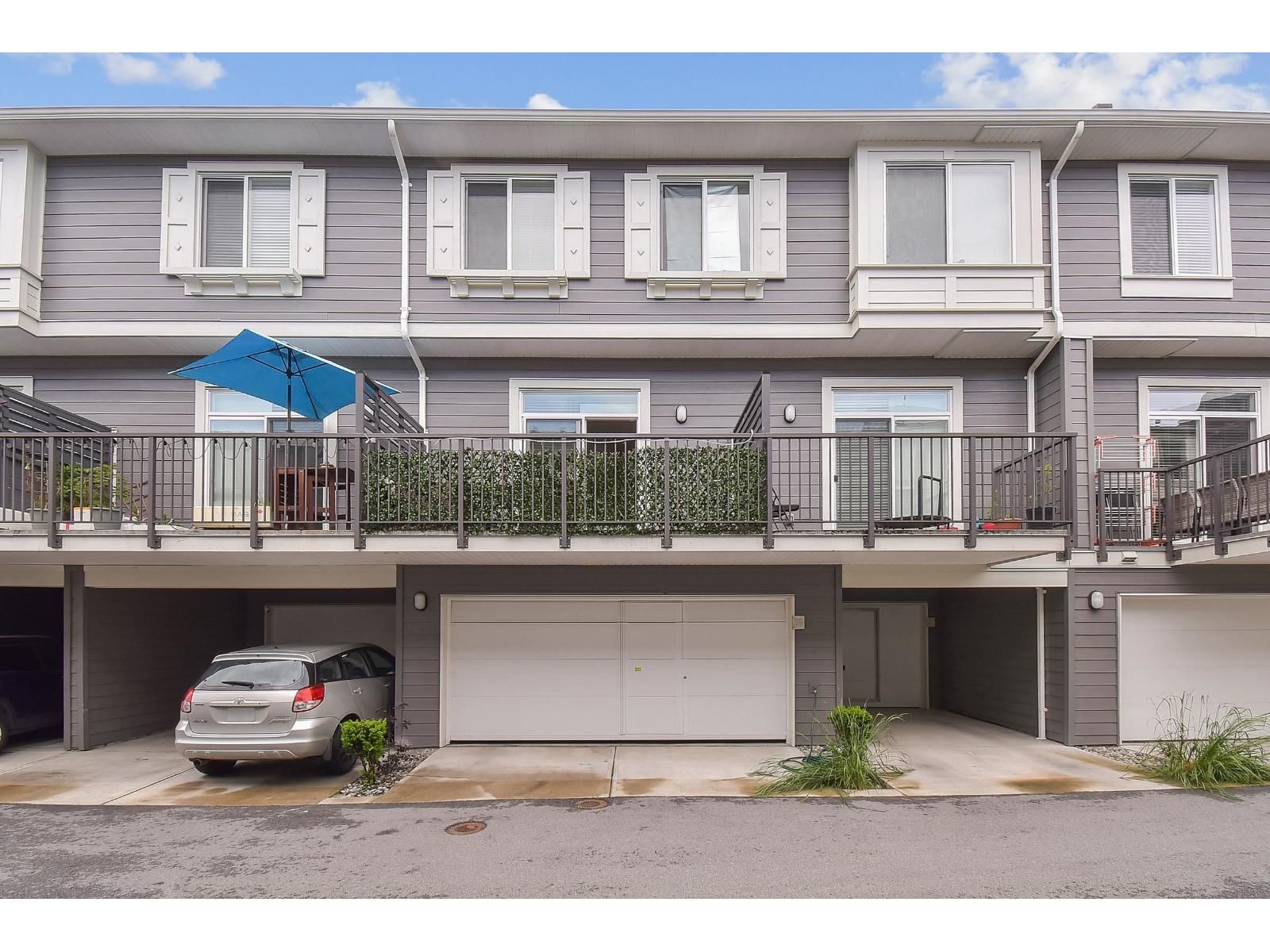 15850 85 Avenue, Surrey, British Columbia V4N 6W2