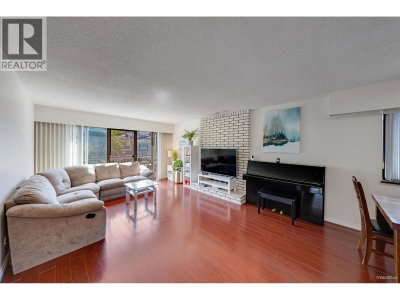 2537 27TH Avenue | Vancouver British Columbia | Slide Image Six