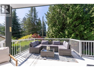 646 WINDSOR Road | North Vancouver British Columbia | Slide Image Seventeen